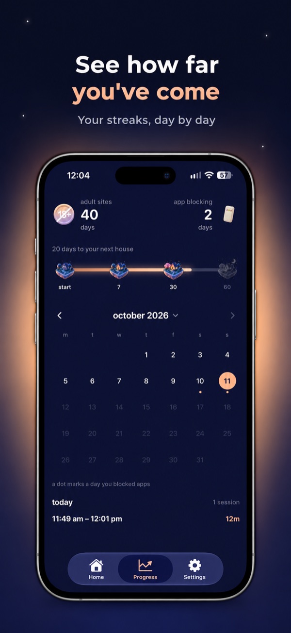 BlockMind progress screen with current streaks and a monthly calendar